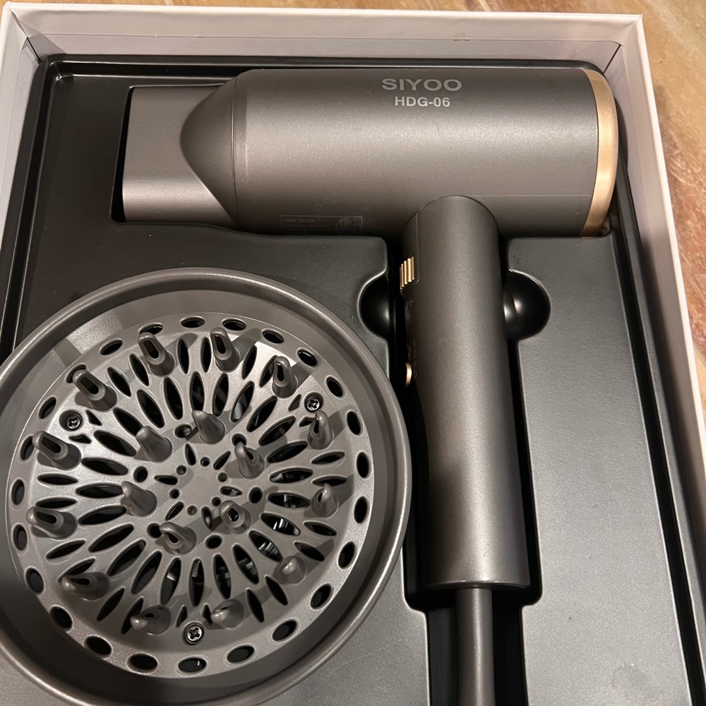 HDG-06 Gray Hair Dryer with Diffuser